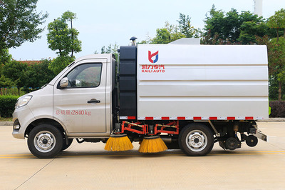 長安掃路車 高效環(huán)衛(wèi)解決方案，守護(hù)城市清潔